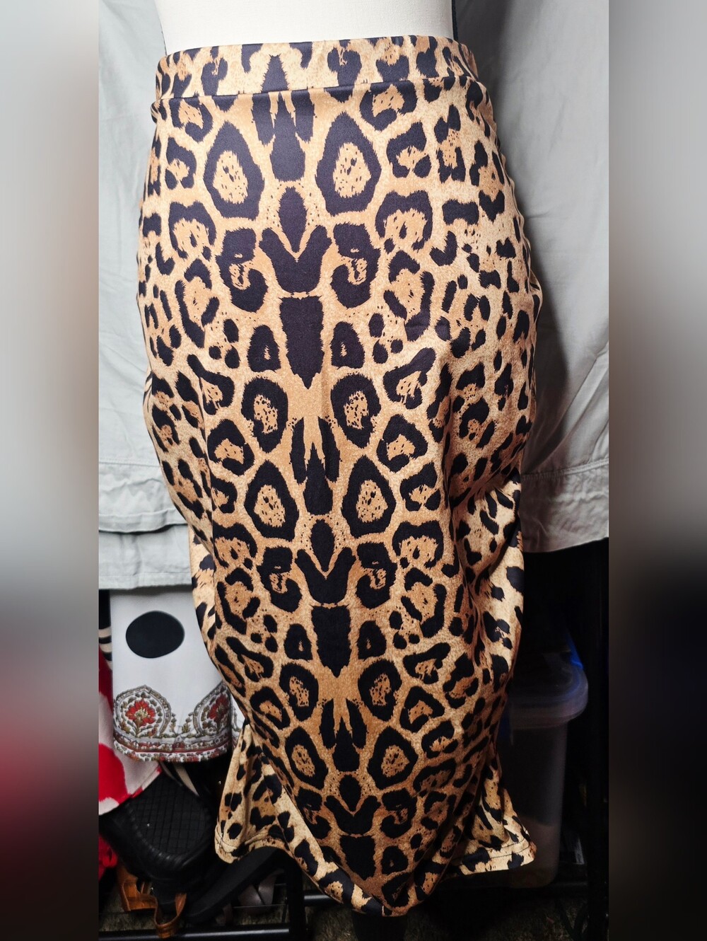 Leopard Print Midi Skirt — Black and Tan
